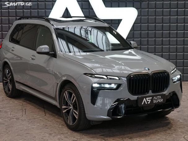 BMW X7 M xDrive 250 kW image number 10