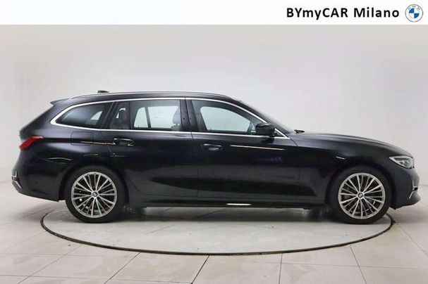 BMW 330i Touring xDrive 190 kW image number 7