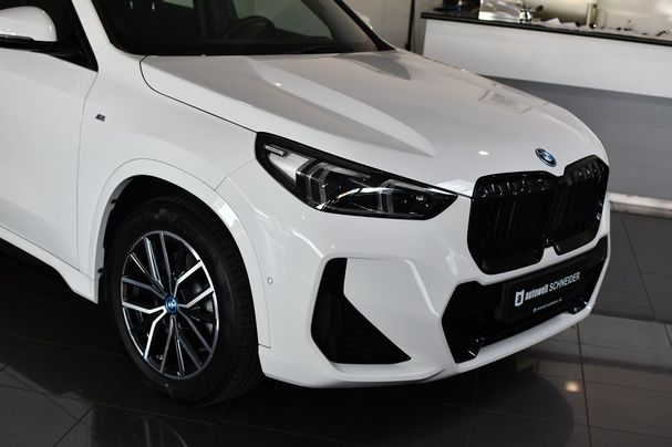 BMW iX1 xDrive M Sport 230 kW image number 7