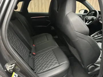 Car image 42