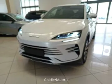 Car image 28