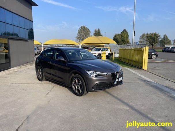 Alfa Romeo Stelvio 2.2 Diesel AT8 118 kW image number 1