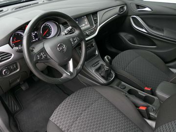 Car image 30