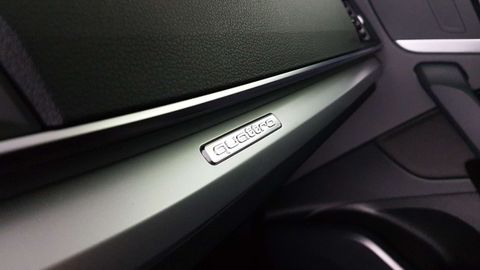 Car image 36