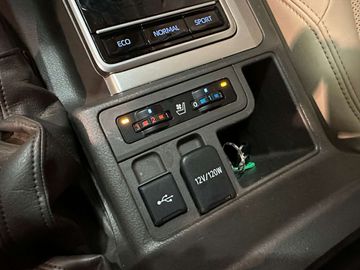 Car image 31