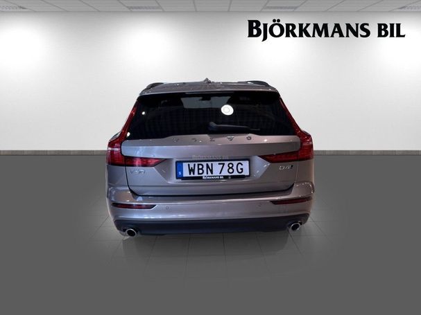 Volvo V60 D4 AWD Momentum 140 kW image number 3