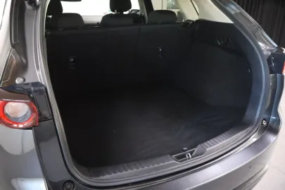 Car image 35