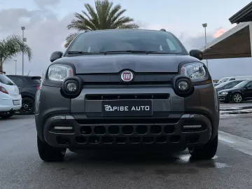Car image 4