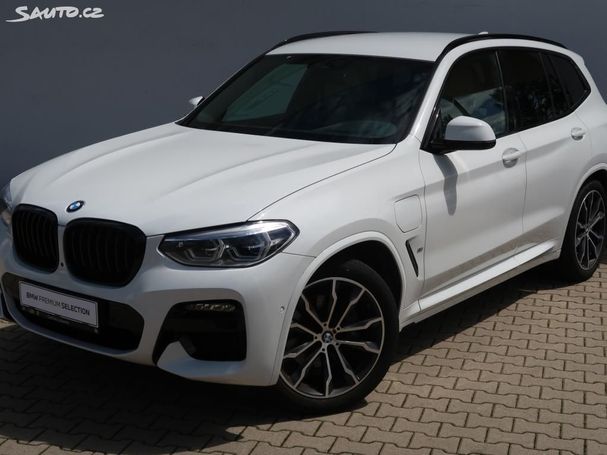 BMW X3 xDrive30e 215 kW image number 1