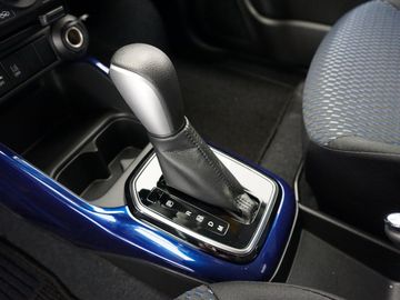 Car image 13