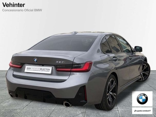 BMW 320i 135 kW image number 18