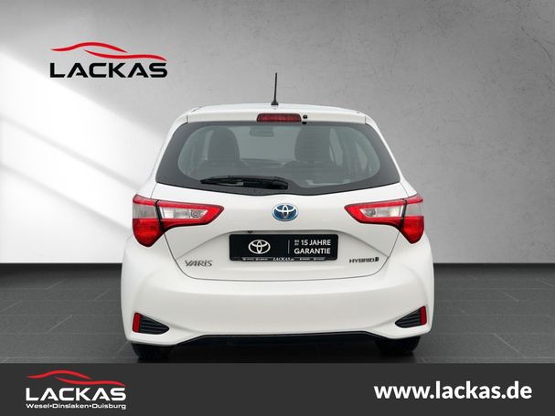 Toyota Yaris Hybrid 74 kW image number 3