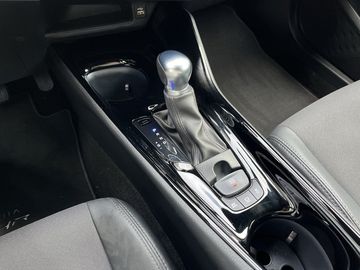 Car image 15