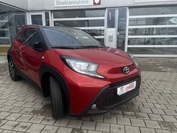 Toyota Aygo X 53 kW image number 2