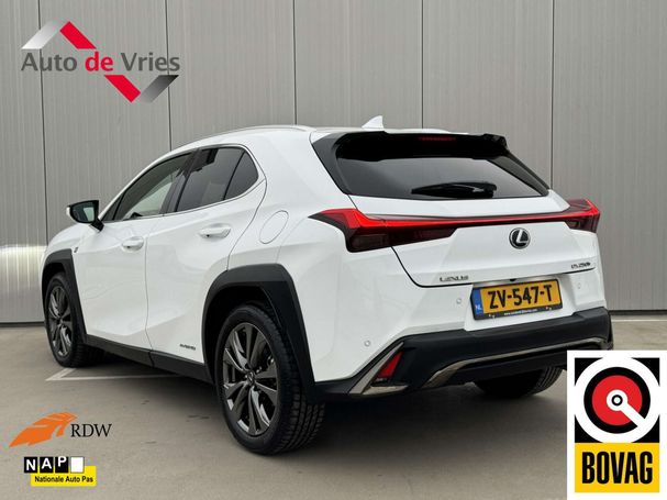 Lexus UX 250h 135 kW image number 2