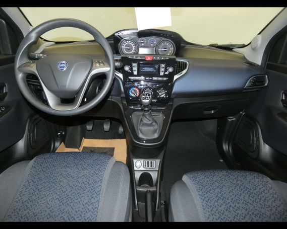 Lancia Ypsilon 51 kW image number 7