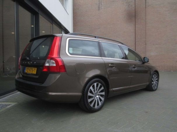 Volvo V70 D2 Summum 84 kW image number 19