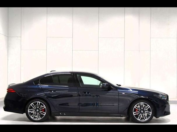 BMW 520i 120 kW image number 2