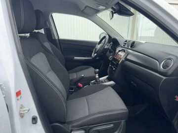 Car image 11