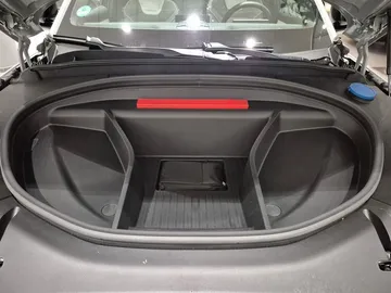 Car image 21