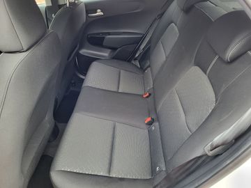 Car image 15