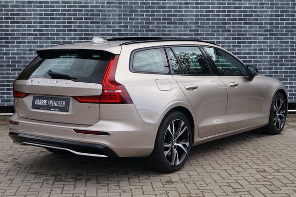 Volvo V60 B3 Plus 120 kW image number 3