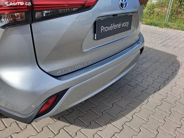 Car image 29
