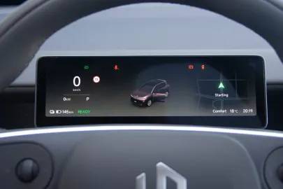 Car image 20