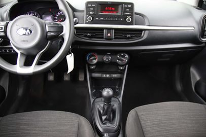 Car image 22