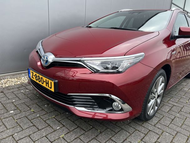 Toyota Auris Touring Sports 1.8 Hybrid Executive 100 kW image number 22