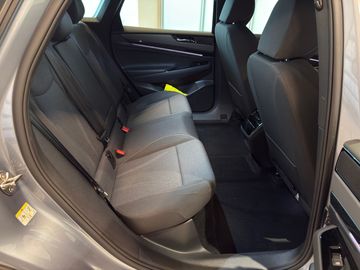 Car image 24