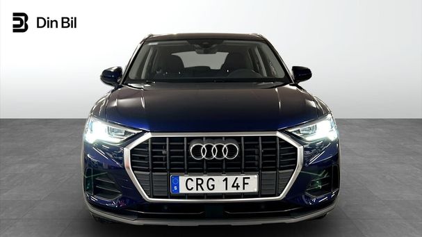 Audi Q3 45 TFSIe 182 kW image number 2