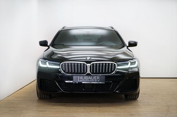 BMW 520i Touring 135 kW image number 10