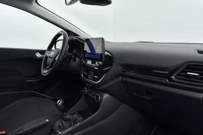Car image 37