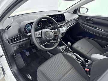 Car image 30