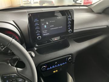 Car image 10