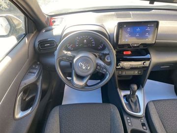 Car image 11