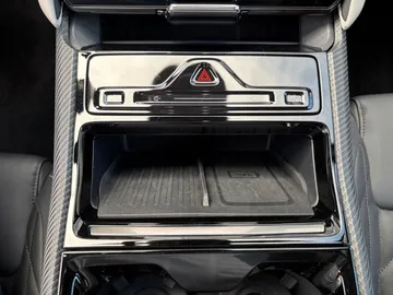 Car image 31