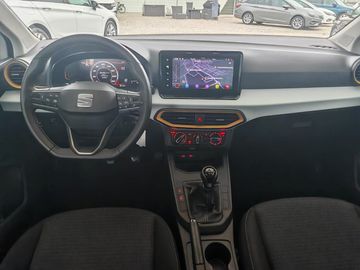 Car image 10