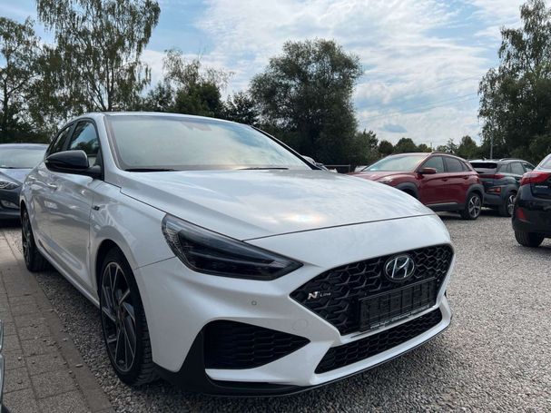 Hyundai i30 Mild Hybrid N Line 118 kW image number 1