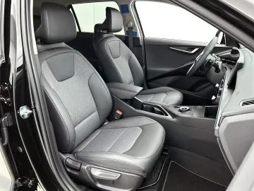 Car image 50