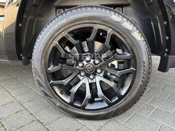 Car image 45