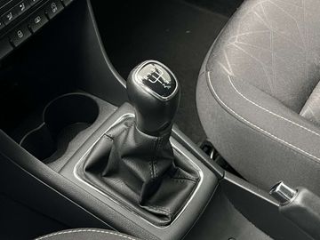 Car image 22