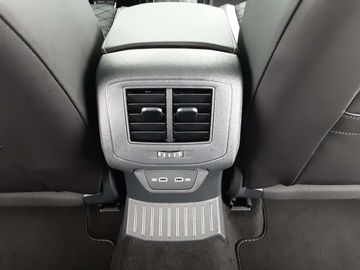 Car image 41