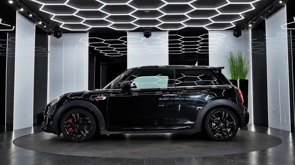 Mini John Cooper Works 170 kW image number 2