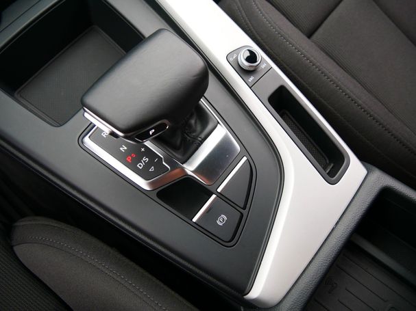 Audi A4 40 TDI S-line 140 kW image number 22