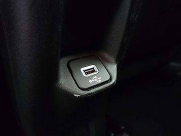 Car image 31