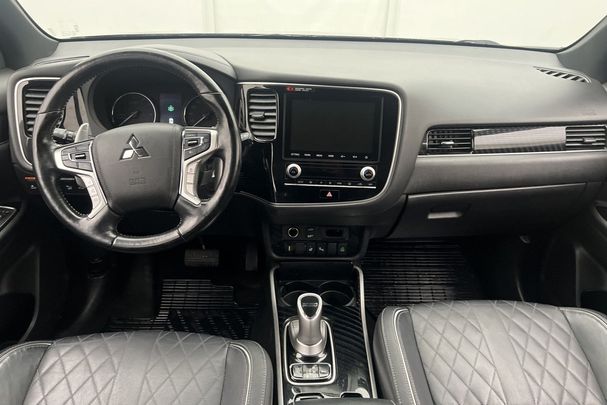 Mitsubishi Outlander 4WD 165 kW image number 15