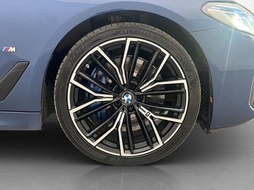Car image 38