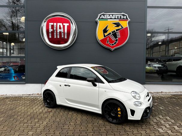 Abarth 695 132 kW image number 1